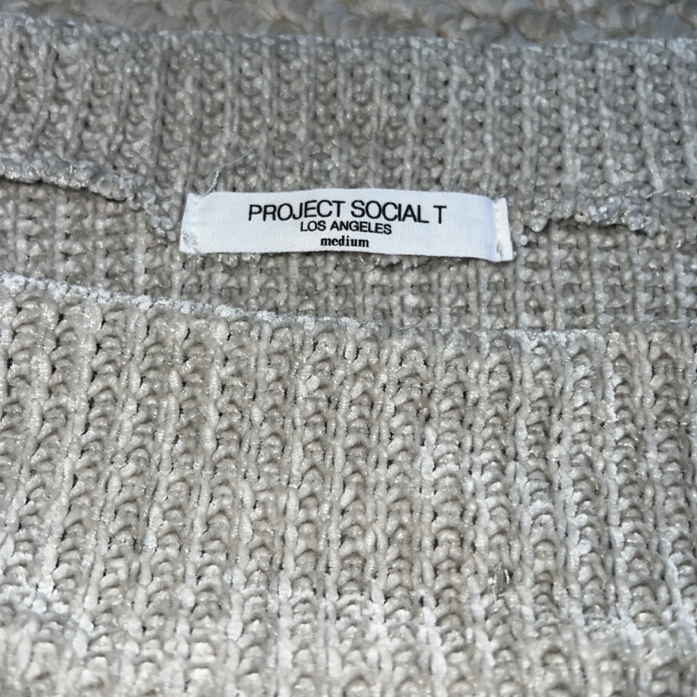 Project Social T chenille soft grey/silver boatneck top, size medium - Picture 4 of 5